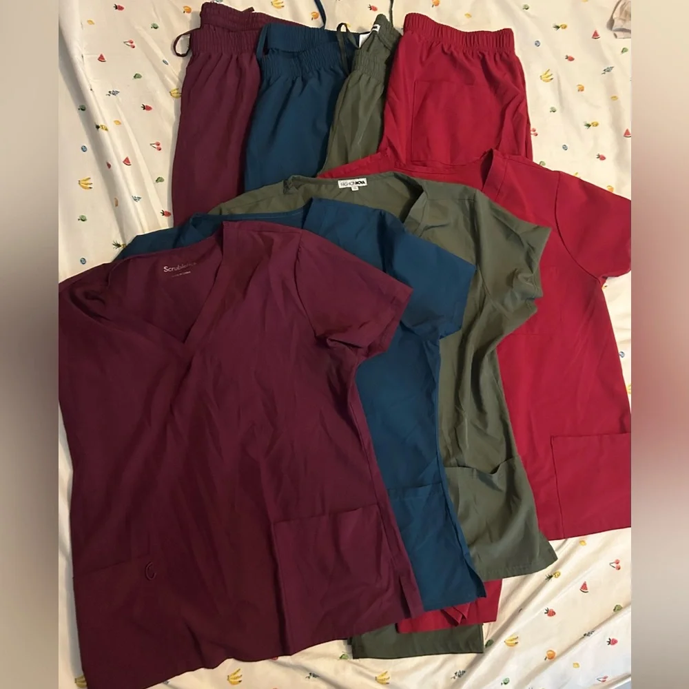 Colorful Scrub Set - Picture 1 of 11